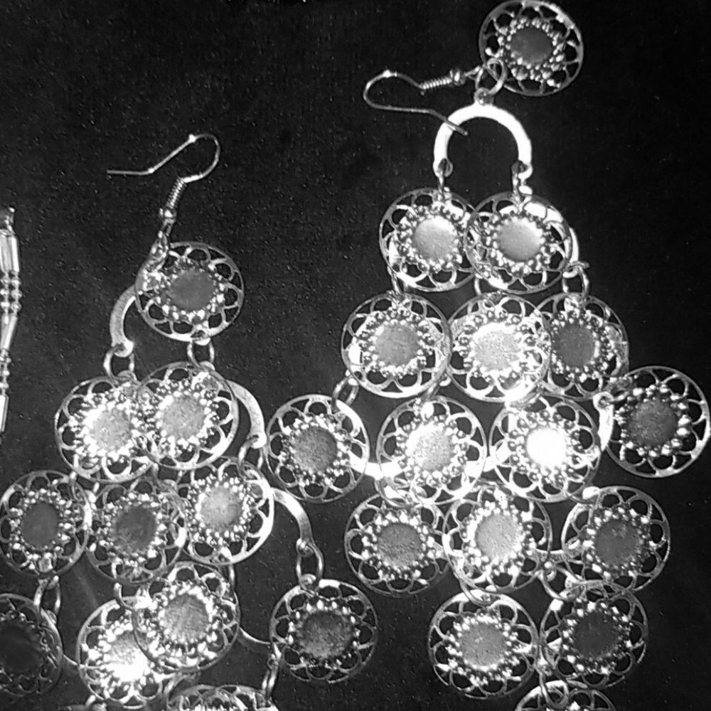 Earings